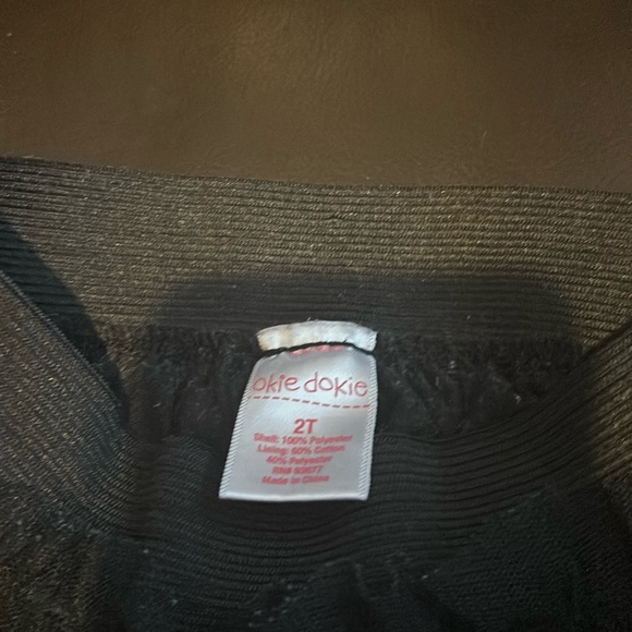 2  size 2T girls skirts - Picture 4 of 4